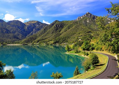 Der schöne Ledrosee im Trentino. Norditalien, Europa.