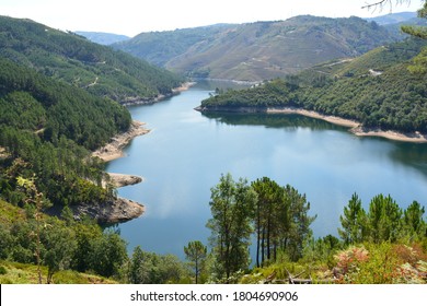 Beautiful Lake Um National Park Peneda Gerês, Portugal