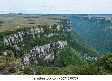 Beautiful Landscape Fortaleza Canyon Green Rainforest Stock Photo ...