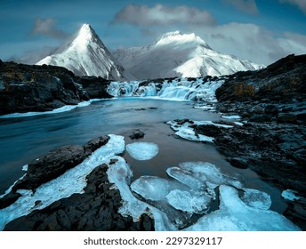 A beautiful landscape of a glacier in Iceland