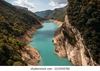Beautiful landscape of gorge with turquoise river and forest. Congost de Mont Rebei, Catalonia, Spain.