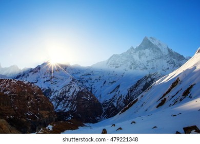 Beautiful landscape of Himalayas mountains - Shutterstock ID 479221348