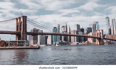 Beautiful Landscape Photo of the Brooklyn Bridge in NYC