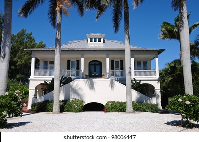 Beautiful Large Beach House. Make a Great Vacation Rental Property. 