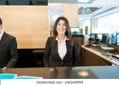 Imagenes Fotos De Stock Y Vectores Sobre Clerks Shutterstock