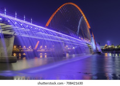 Beautiful Light Bridge Reflection Daejeonsouth Korea Stock Photo (Edit ...