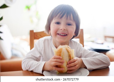 9,101 Boy eating cheese Images, Stock Photos & Vectors | Shutterstock