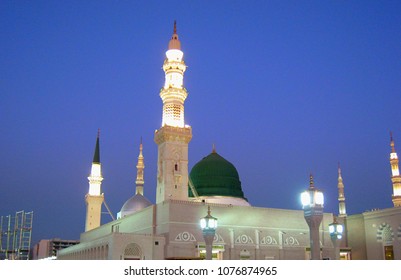 7,589 Madinah mosque Stock Photos, Images & Photography | Shutterstock