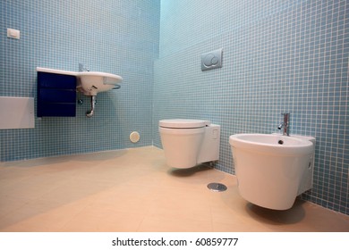 A beautiful and modern bathroom
