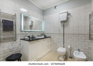 Beautiful Modern Bathroom With Large Backlit Illuminated Mirror