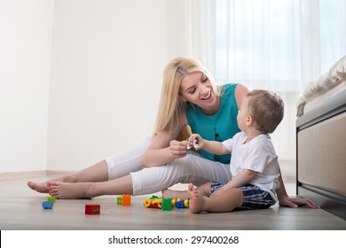 2,563 Mother And Baby Looking At Each Other Images, Stock Photos 