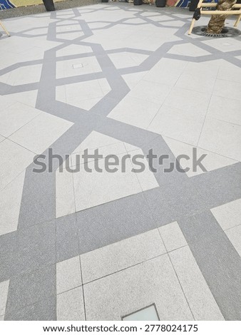 beautiful mozaic tile in grey 