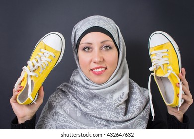 Feet muslim female How Muslims