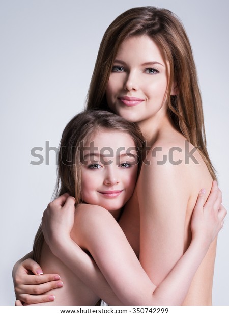 Mom and girl nude pics