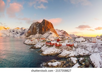 Beautiful Nature Lanscape Of Lofoten In Norway, Europe