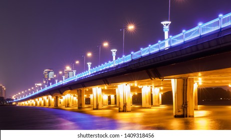 Beautiful Night View Jinji Lake Suzhou Stock Photo 1409318456 ...