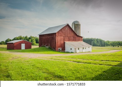 Red Barn Images Stock Photos Vectors Shutterstock