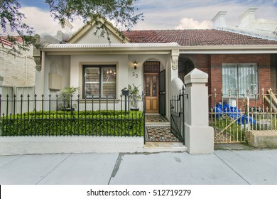 Single Storey House Images Stock Photos Vectors Shutterstock