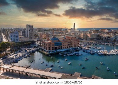 1,620 Bari skyline Images, Stock Photos & Vectors | Shutterstock