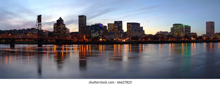 967 Portland panoramic Images, Stock Photos & Vectors | Shutterstock