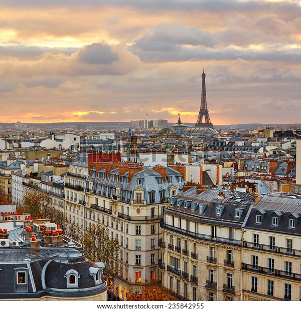 Beautiful Parisian Skyline Eiffel Tower Dramatic : photo de stock ...