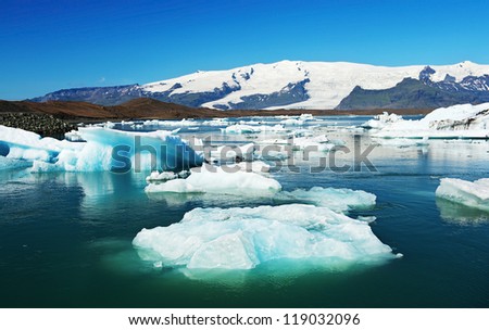 Beautiful photo of Jokulsarlon Glacial lake full of floating icebergs
