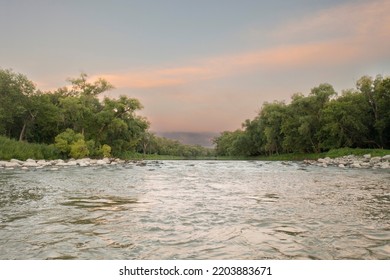 Beautiful Picture Of The Red River In Fargo, North Dakota At Lemke Parki.