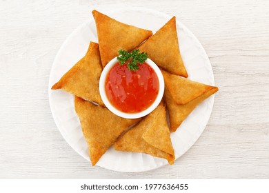 A Beautiful Picture Of Samosa Spicy Smosa Iftaari Dish  Indian Ramadan Food, Pakistani Iftar Meal.
