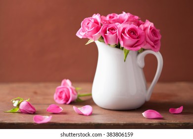 Beautiful Pink Roses Bouquet In Vase