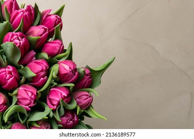 Beautiful Pink tulips heart shaped  bouquet of flowers for valentines day, mothers day, anniversary, get well soon gift, from holland, the Netherlands national flower roze tulpen wallpaper background - Shutterstock ID 2136189577