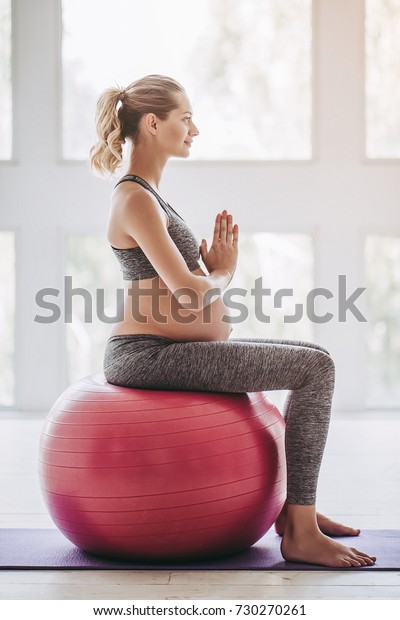 yoga fitball