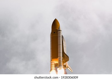 ロケット の画像 写真素材 ベクター画像 Shutterstock