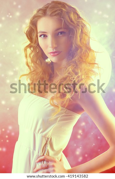 Beautiful Romantic Girl Wavy Hair Light People Beauty Fashion