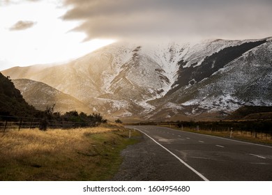 Beautiful Scene On The Drive To Mt Cook, NZ