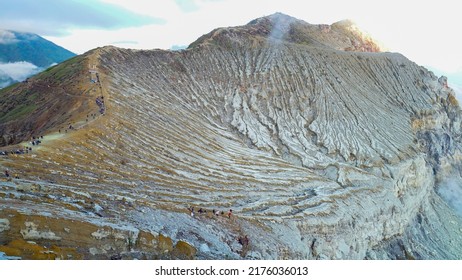 Beautiful Scenery On Mount Ijen Banyuwangi