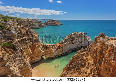 Beautiful seascapes Albufeira. With the kayak away.