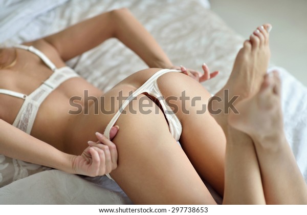Hot Girls Showing Panties Photos
