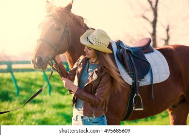 29,890 Cowgirl hat Images, Stock Photos & Vectors | Shutterstock