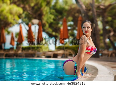 Erotic girls underwater in pool