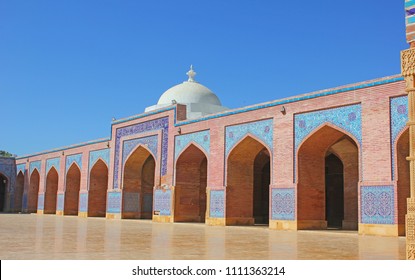 Beautiful Shah Jahan Mosque Karachi Pakistan 17-Feb-2016