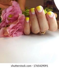 beautiful short nails  bright yellow gradient