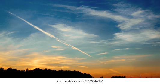 Beautiful sky with textured clouds - Powered by Shutterstock