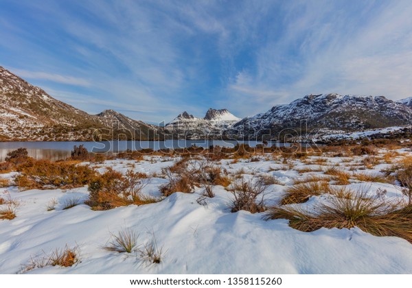 Beautiful snow covered landscape around,Dove\
Lake And Cradle Mountain. Cradle Mountain Lake St Clair National\
Park.Central Highlands of Tasmania,\
Australia.