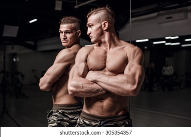 Bodybuilder With Skinny Legs Hd Stock Images Shutterstock