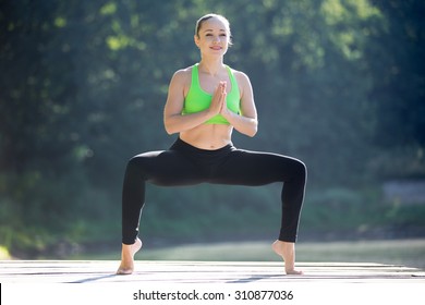 11,153 Goddess pose Images, Stock Photos & Vectors | Shutterstock