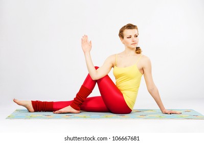 174 Marichis pose Images, Stock Photos & Vectors | Shutterstock