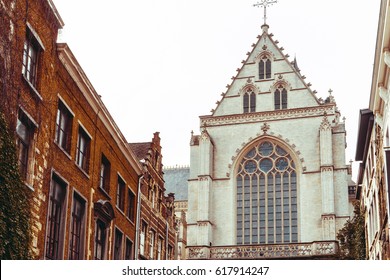 Beautiful Street View Of  Old Town In Antwerp, Belgium, Has Long Been An Important City In The Low Countries, Both Economically And Culturally.