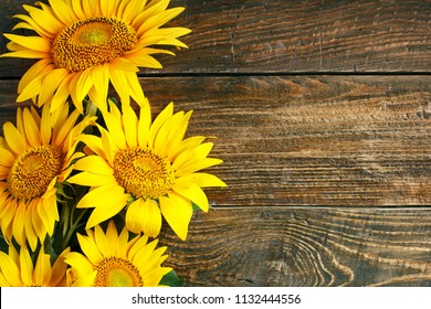 46,089 Sunflower On Wood Images, Stock Photos & Vectors | Shutterstock