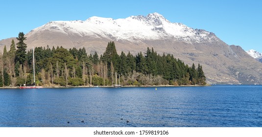 A Beautiful Sunny Day In Queenstown Winter.