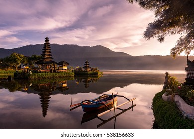 A beautiful sunrise at a Lake Bratan with UlunDanu temple,Bali,Indonesia